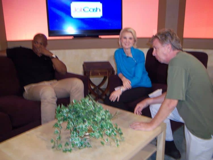 The CShop: Affordable Celebrity Endorsement For All Sized Businesses