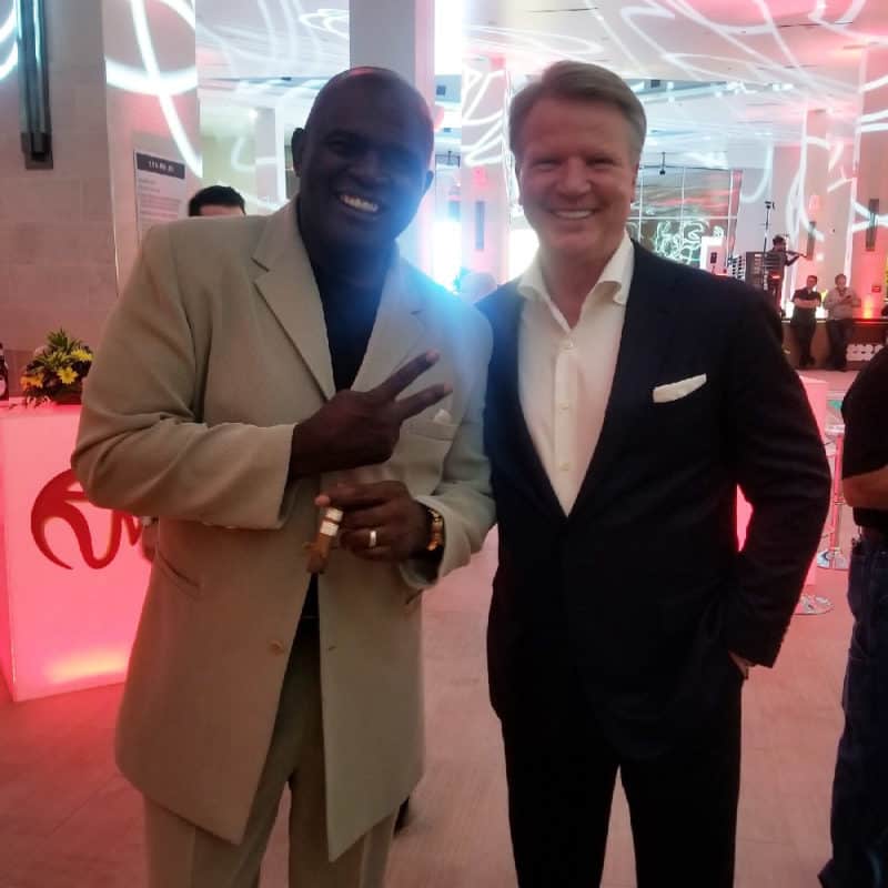 Lawrence Taylor & Phil Simms together again