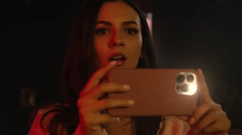 victoria send movie1